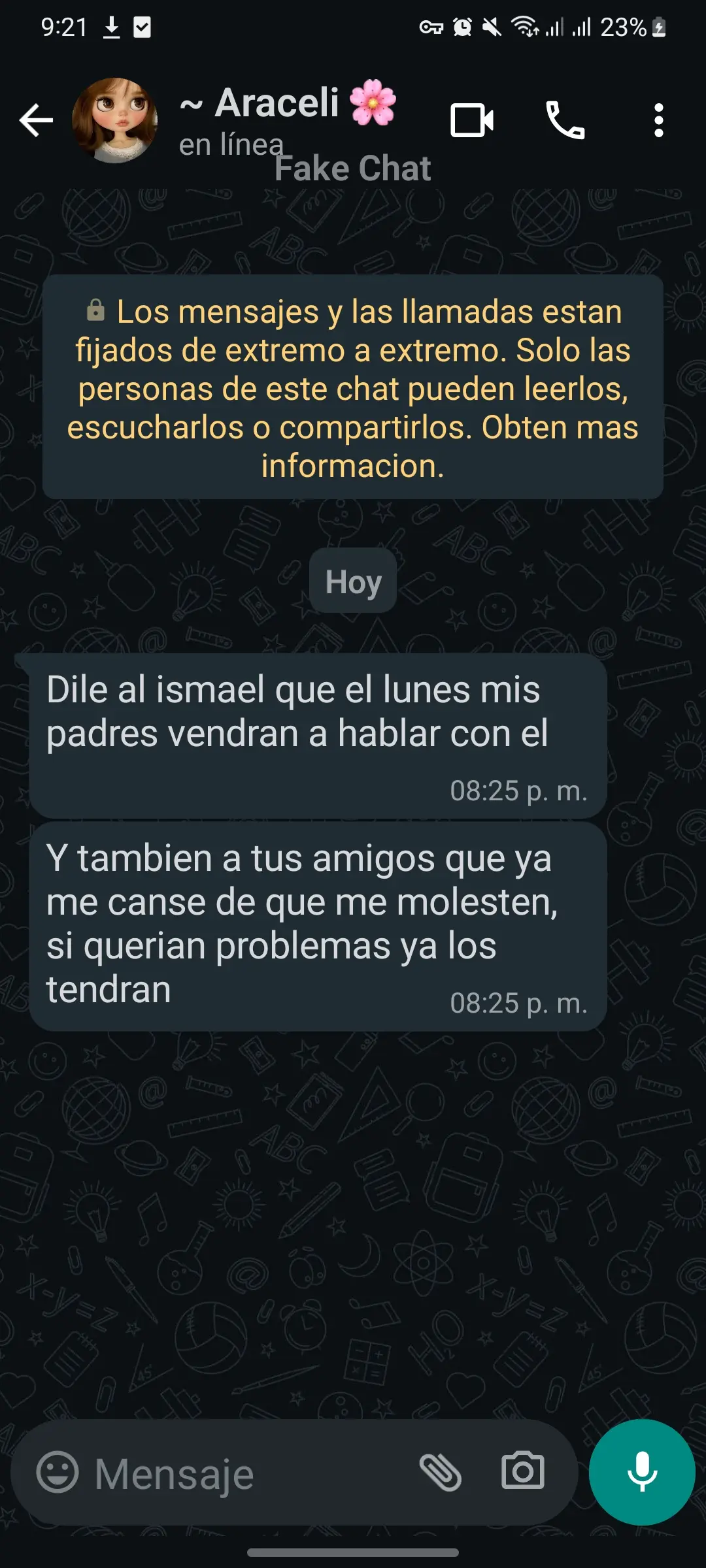Quiero que elimines la palabra fake chat y lo buelvas mas realista la imagen de watssap