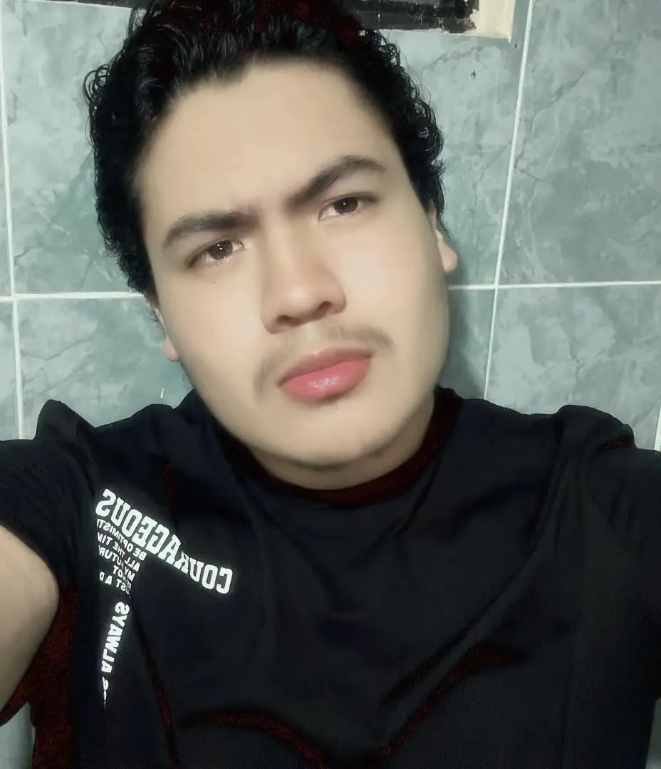 Una foto de un presidente de México, viéndose con cuerpo atlético,  joven y guapo